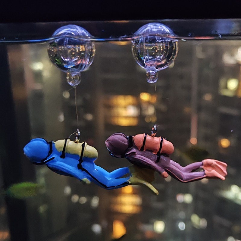 Aquarium Fish World - New Resin Floating Diver Aquarium Decoration